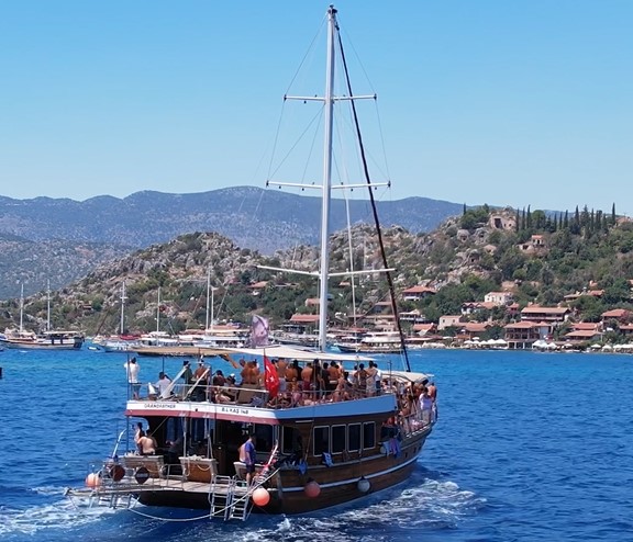 Kekova Grandfather Tekne Turu (Boat Trip) (8 SAAT)